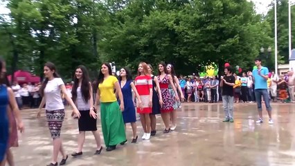 Флешмоб Лезгинка-Калинка