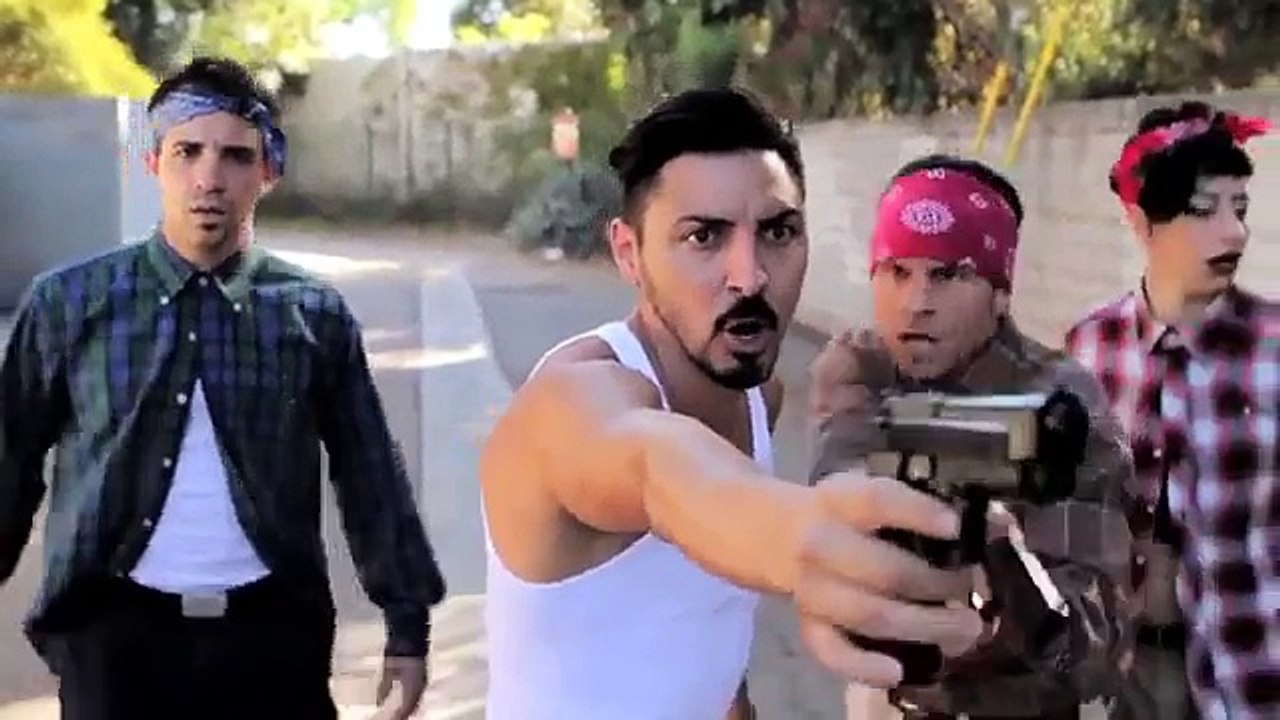 The Walking Dead - Dance - Gangnam Style - - Video Dailymotion