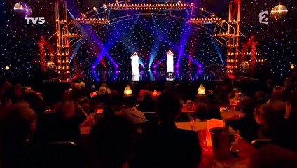 EL INCREIBLE BAILE DE LAS TOALLAS