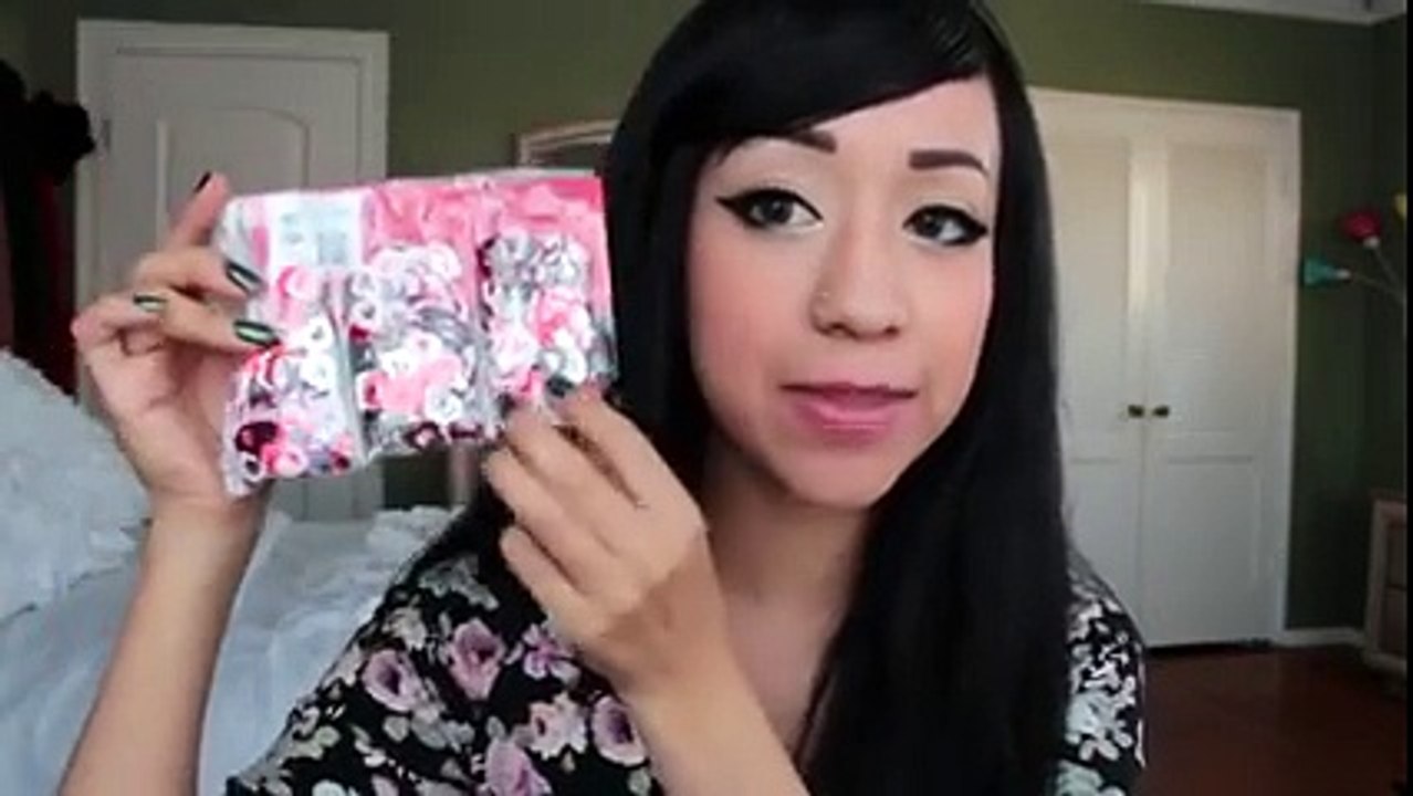 Heart Eyeliner Tutorial