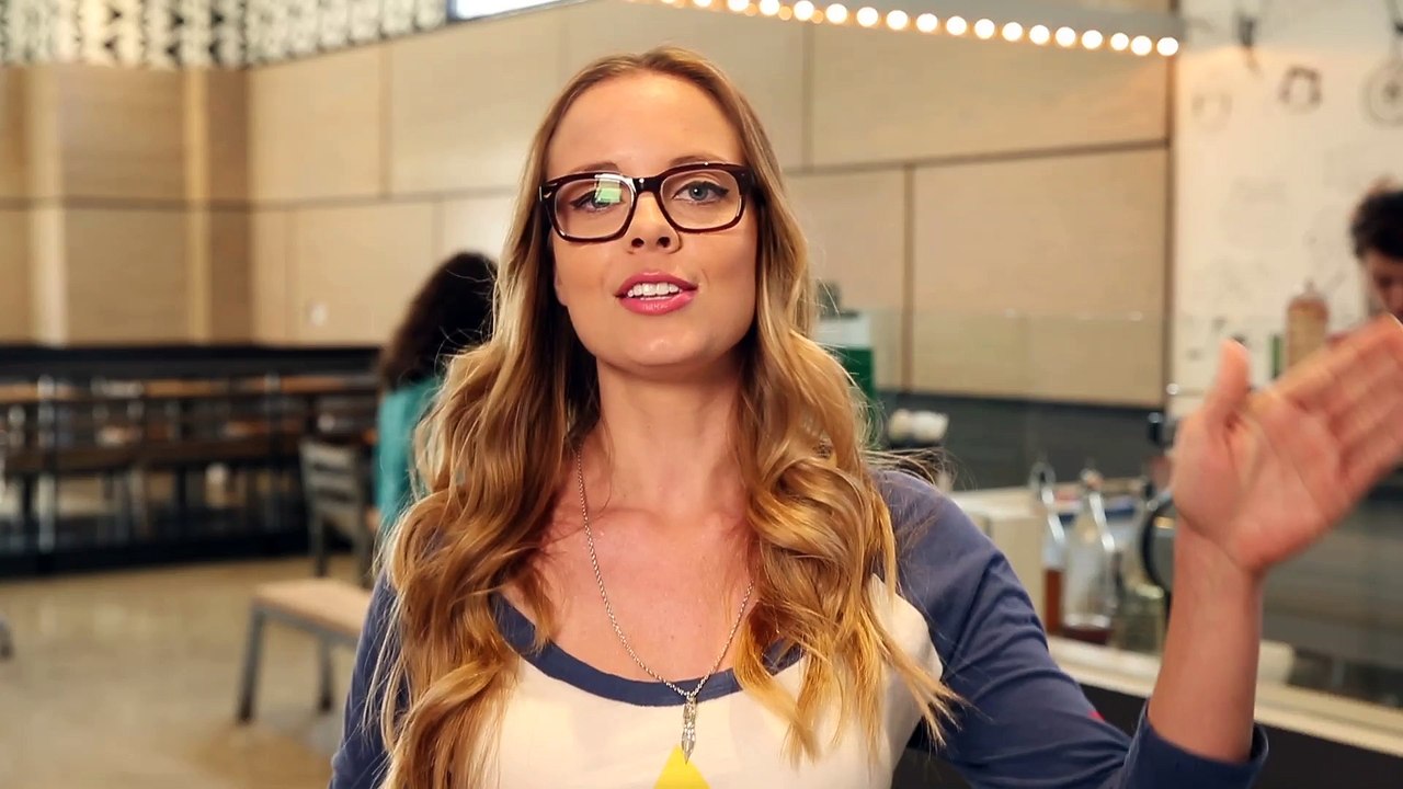 Rihanna Pranks A Sleeping Jimmy Kimmel | What's Trending Now