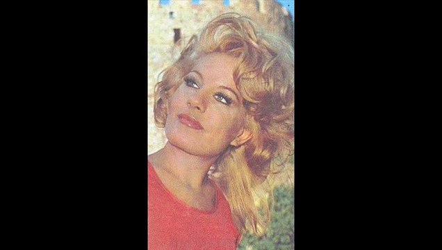 Emel Sayın - HANGİ RÜZGAR ATTI SENİ