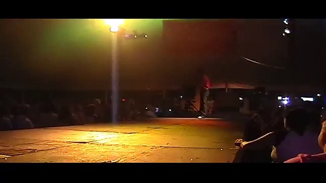 Kavan Hashemian sings Polk Salad Annie at Elvis Week 2006 (video)