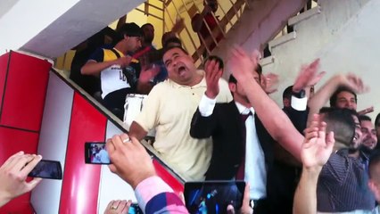 تحشيش وليد ديسكو في حفلة تخرج كليه الادارة والاقتصاد \ جامعه بغداد 2012 _ 2013 ... MEMO