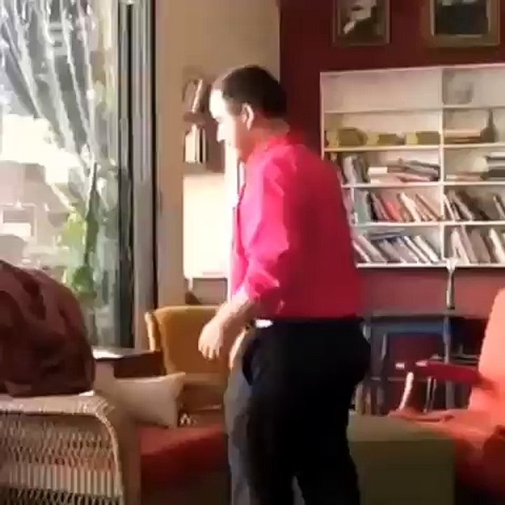 Scary Chair Superb Prank