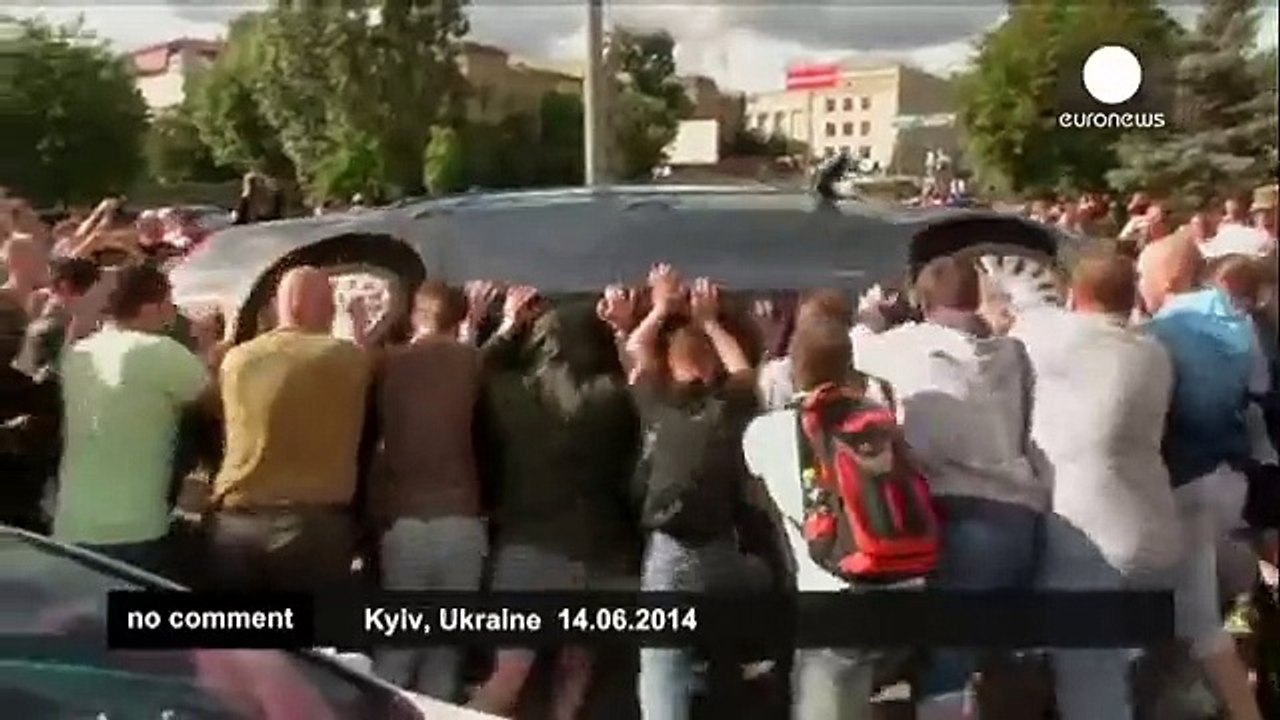 Ukraine - Protest outside Russian embassy - no comment