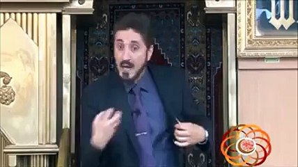 هذا الرجل نطق الحقيقة التي لا يتجرأ على قولها كل رجال الدين من كل الطوائف لأنها تمسهم بالصميم