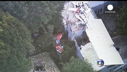 Бразилия: вертолёт рухнул на крышу дома