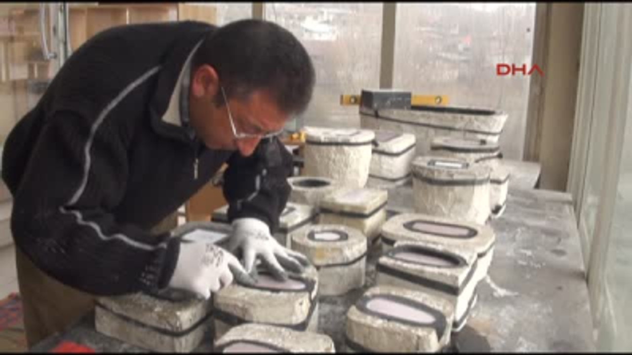 Kars Çoban Heykeltraş Donan Sarıkamış Şehitlerinin Biblolarını Yapacak