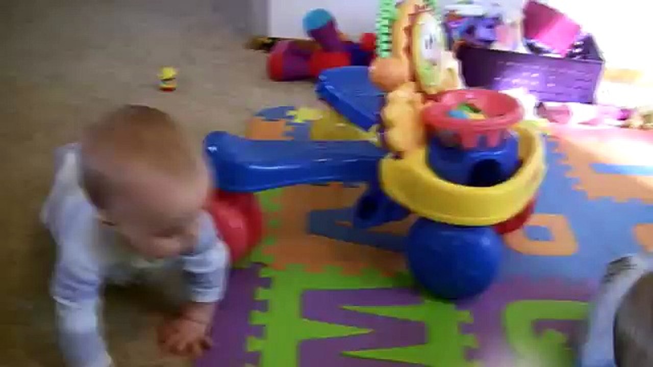 P&B  Happy Jumping Twin Babies Make Noises in Cribs