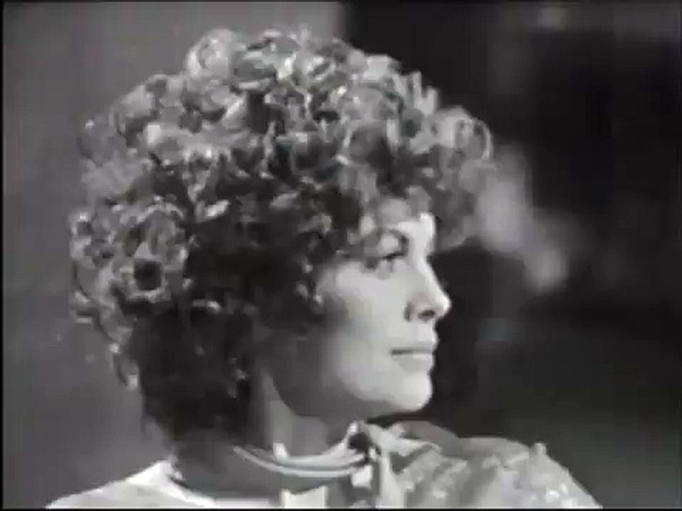 Mireille Mathieu -  Paris in tango    (1971)