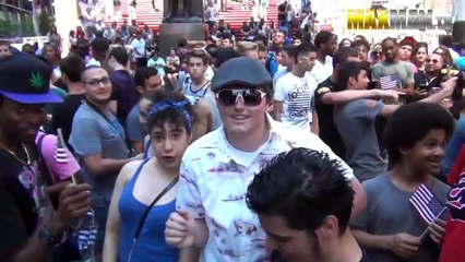 President Obama Surprise Walk (Prank) by Maxmantv