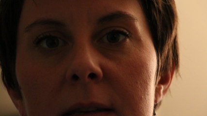 Je suis AU PIED DU MUR