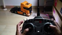 Tamiya Scania R620 with MFC-01 demonstrating its special functions controlled via a Spektrum DX6i