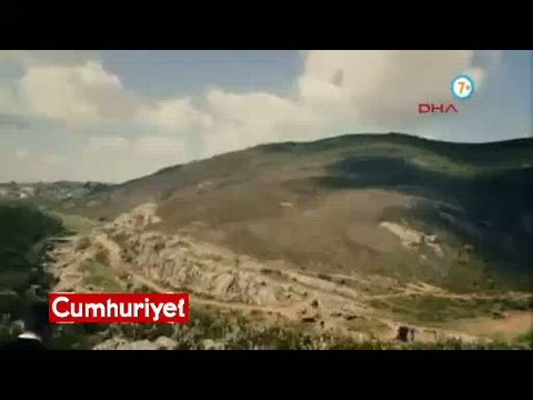 Sinema ve dizi oyuncusu babasının boğazını keserek öldürdü