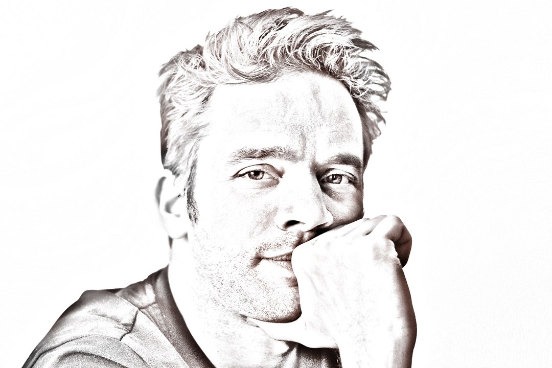 Transformer une photo en dessin - Effet crayon à papier - Tuto Photoshop gratuit en Français