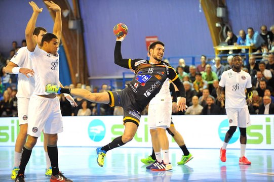 Résumé de la 19e journée de D1 entre le PAUC Handball et le PSG