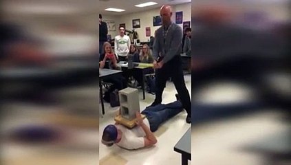 A little Mistake in Class Made Teacher impotent