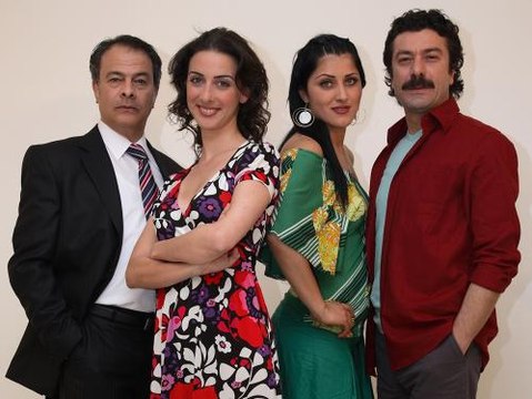 Jenerik Şarkı UNUTMA BENİ Dizi Film Romantik Duygusal Şarkısı Piyano ve Vokal Jenerikleri FOX 1. ilk Son Bölüm izle Duygulu Damar Tv Televizyon Dizileri Piyano