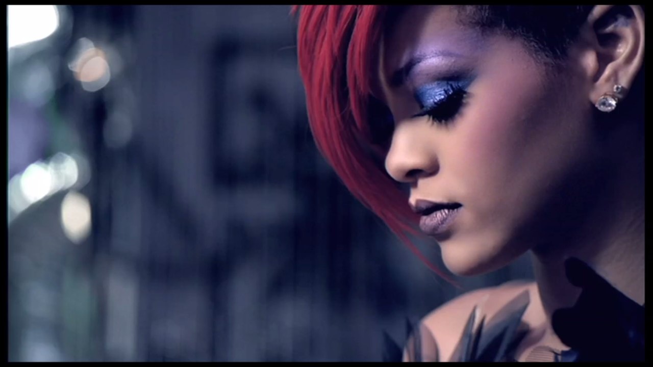 Rihanna - Who's That Chick (Night Version) (HD)