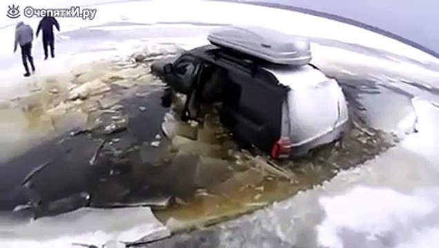 Утопили свою машину на рыбалке