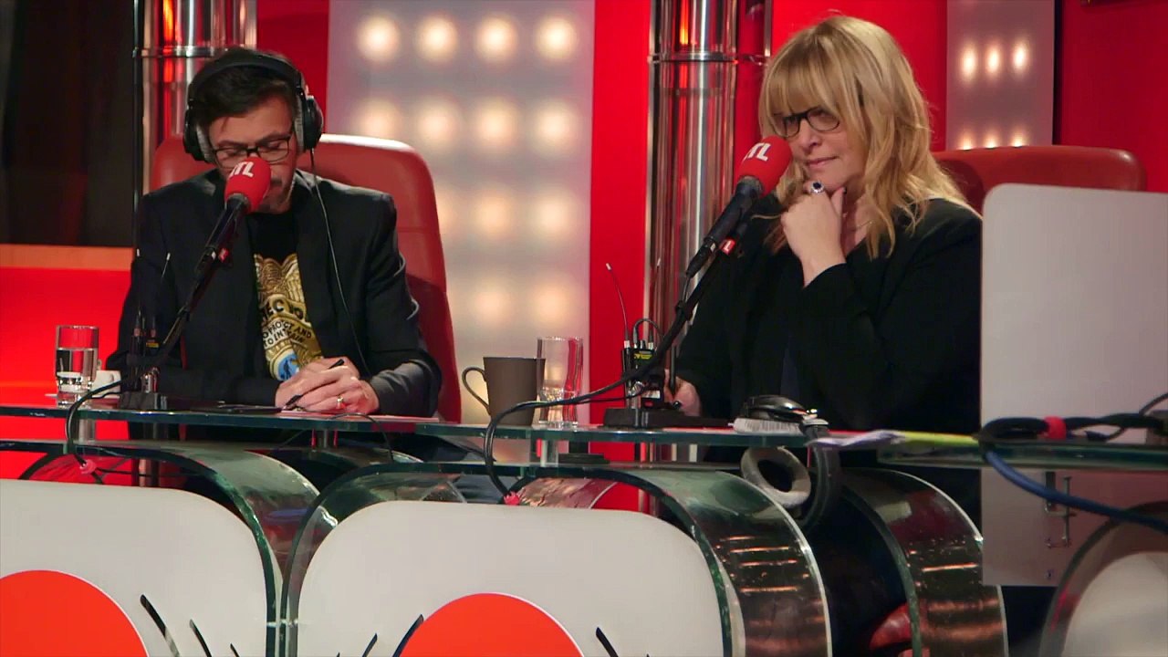 Caroline Diamant sur son lit de mort dans Les Grosses Têtes