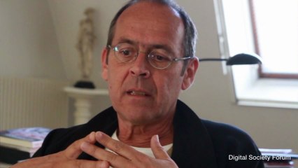 2. Entretien Bernard Stiegler / Ariel Kyrou - Comment l’emploi a peu à peu absorbé le travail