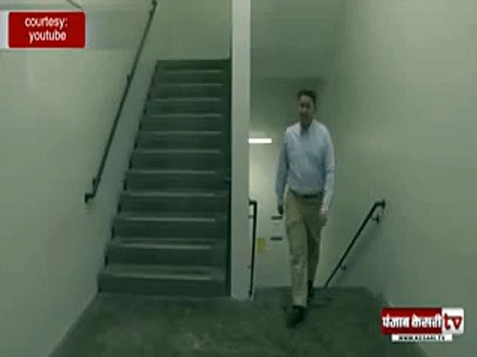 Twins prank
