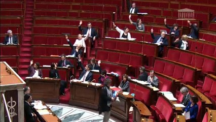 France bans ultra-thin models in crackdown on anorexia