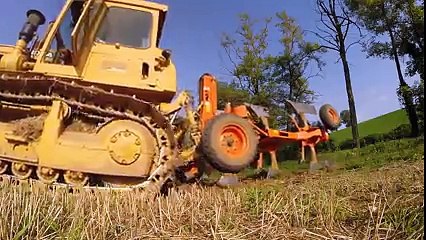 Caterpıllar Paletli İle Derin Sürüm