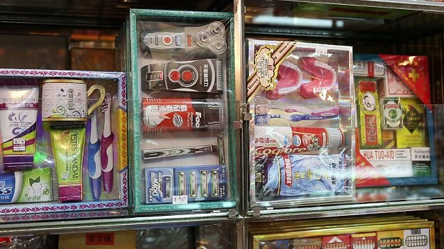 Hong Kong: Así los fieles 'envían' objetos al más allá