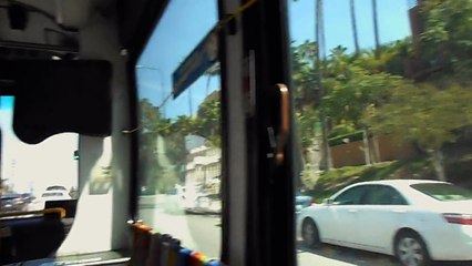 bus ride los angeles / woodland hills