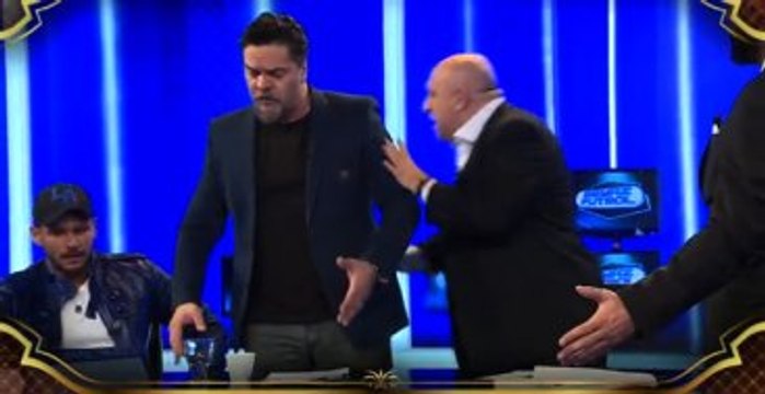 Beyazıt Öztürk, Beyaz Futbol'a Gitti Kavga Çıktı