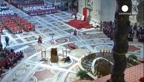 La homilía de Viernes Santo en el Vaticano recuerda la persecución que sufren los cristianos