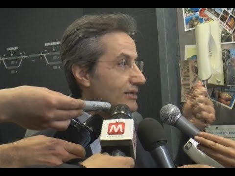 Campania - Trasporti, Caldoro: Abbiamo ereditato il disastro del Pd -2- (03.04.15)