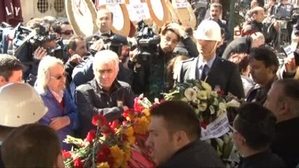 Kayahan İçin Teşvikiye Camiinde Tören 1