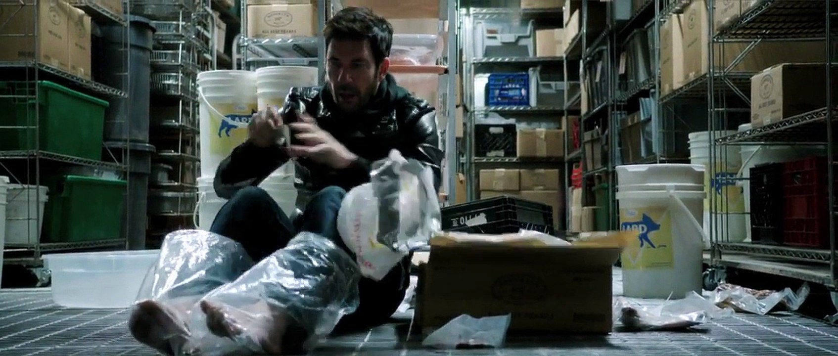 Freezer 2014 720p BluRay Esub Hindi Dubbed Full Movie Watch Online
