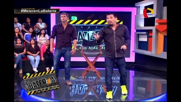 Christian Meier enseña como hacer una escena romántica