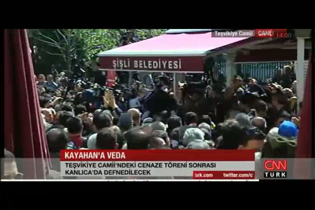 Kayahan omuzlarda