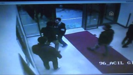 Doktorun Hasta Yakınları Tarafından Bıçaklandığı İddiası