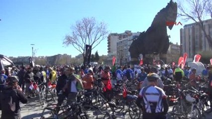 Şehitlere Saygı İçin Pedal Bastılar