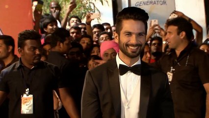 OMG Ex flame Kareena to attend Shahid Miras wedding