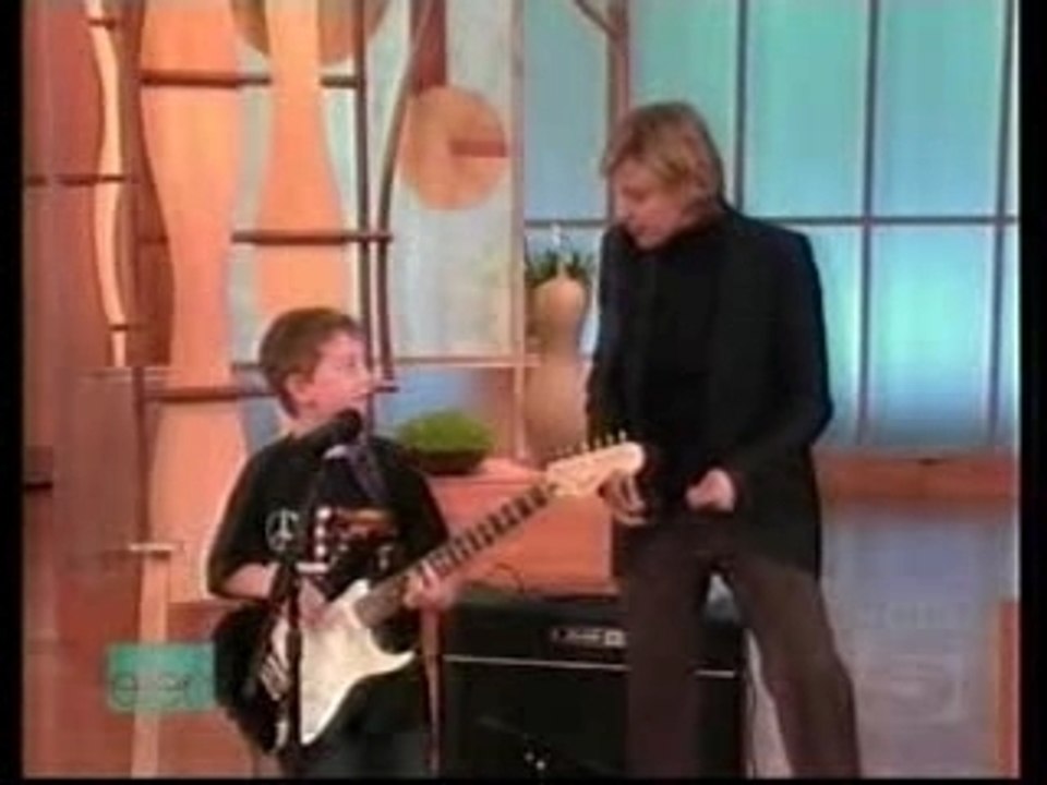 Amazing 6 Year Old - Guitarist