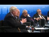 Helmut Schmidts Meinung bei der Münchner Sicherheitskonferenz - 01.02.2014