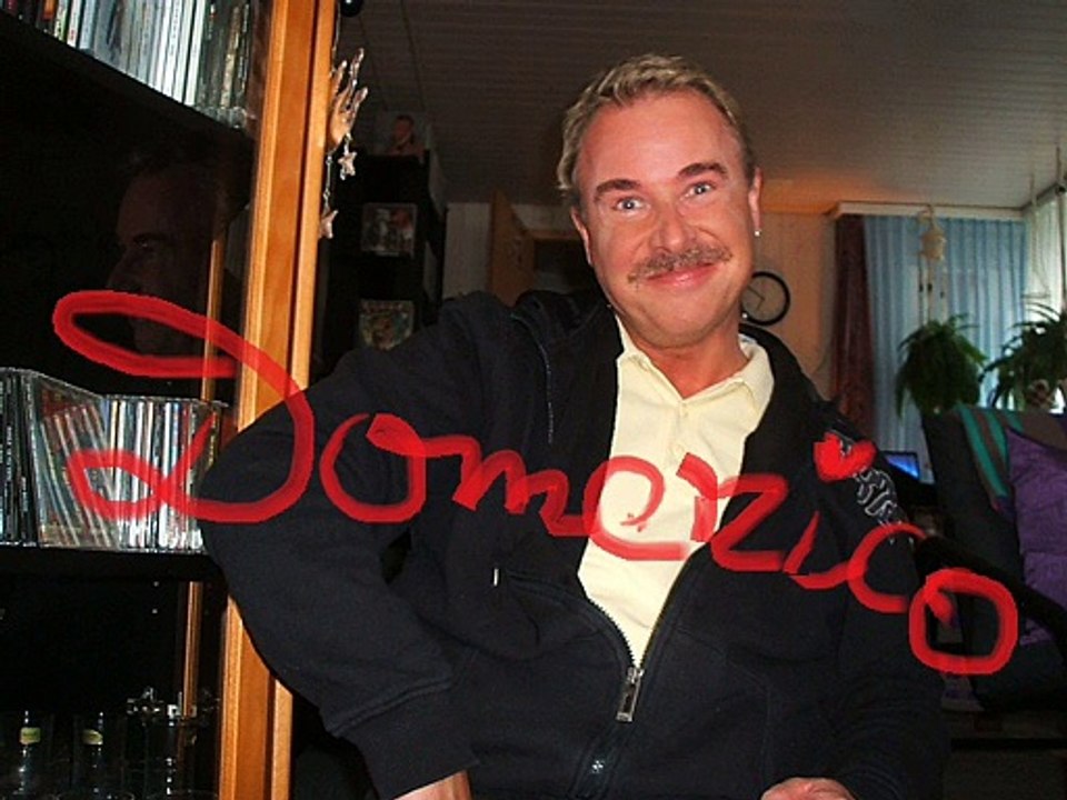 Domenico Du fährst niemehr Achterbahn