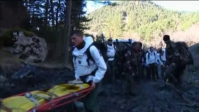 La recherche des corps prend fin dans les Alpes après le crash de Germanwings