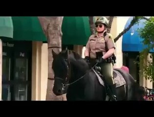 Beautiful lady police gives her mobile number ~  see funny happiness of boy  ~ PAKISTANI URDU HINDI SONGS