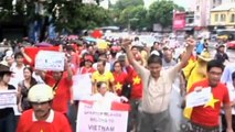 Vietnam, China Trade Flourishes Despite South China Sea Tensions