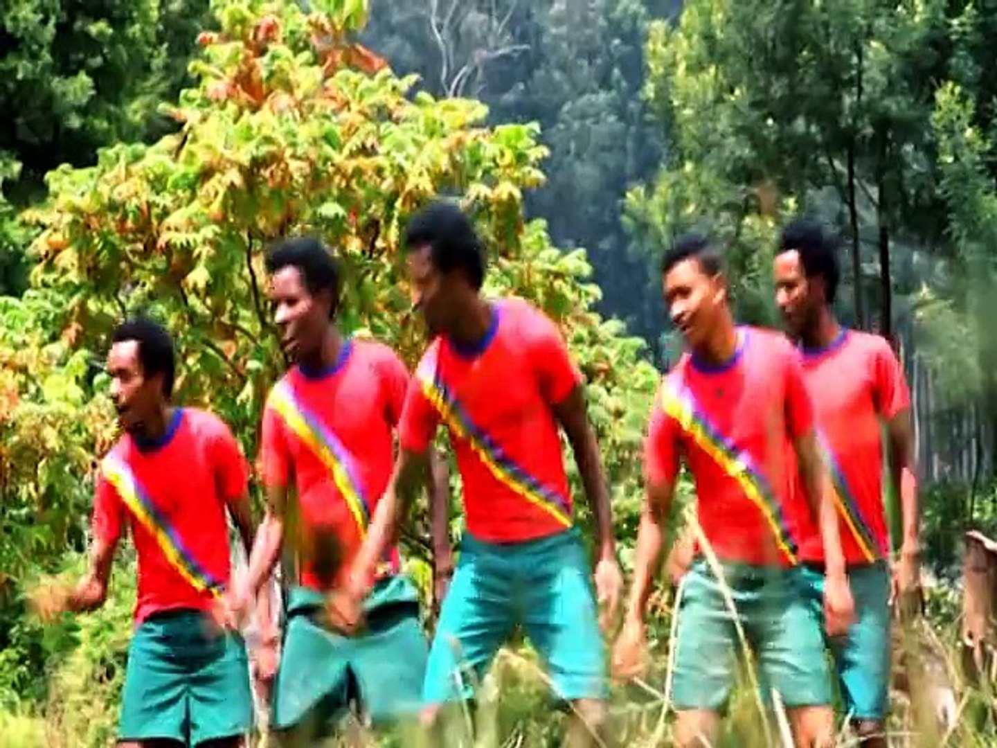 Biniyam Eshetu - Balawkish Min Neber - (Official Music Video) - New Ethiopian Music 2015