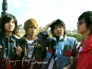 [DVD] 4th Photo Book - Bonjour Paris 1